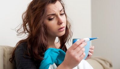 Manifestasi osteochondrosis serviks pada wanita